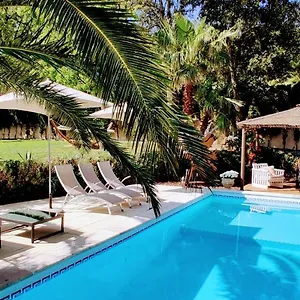 Maison Prestige Roberto Geissini 3*, Grimaud Frankreich