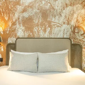 Avalon 3*, Paris Frankreich