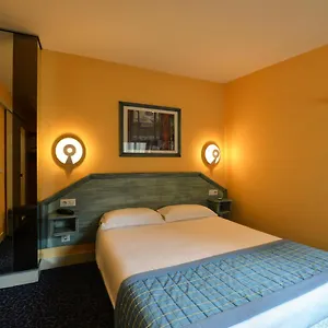 Relais Du Pre 3*, Paris Frankreich
